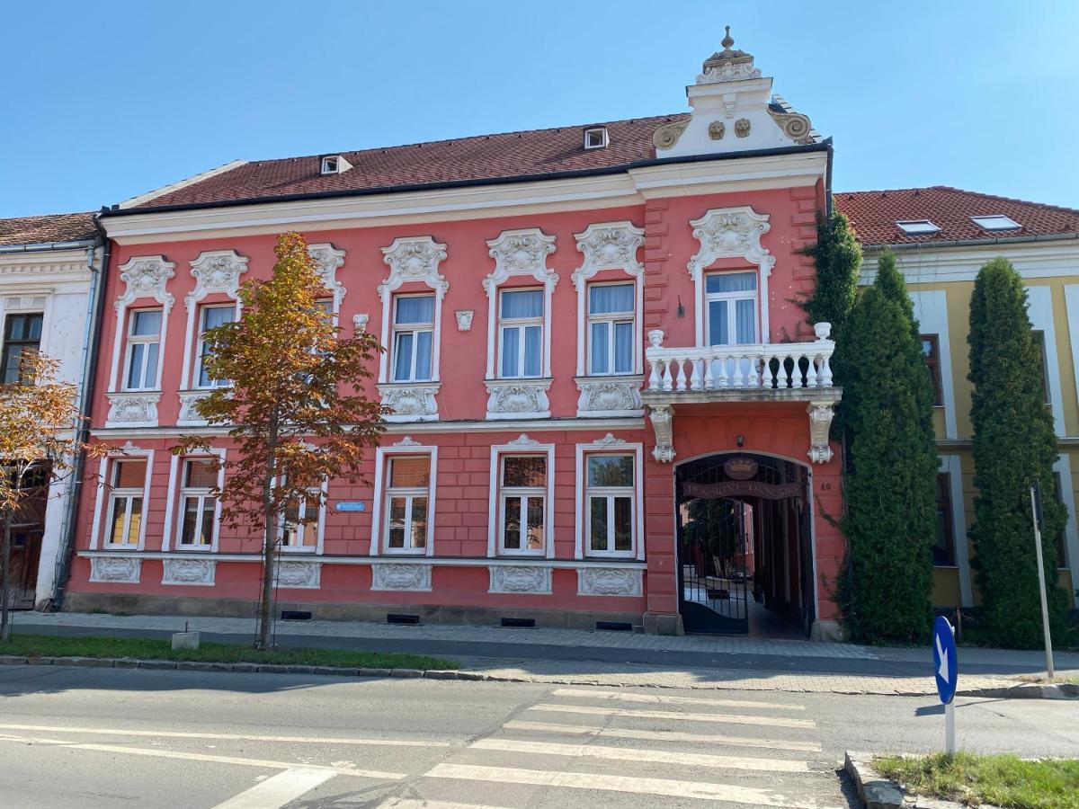 Pensiunea Korona And Restaurant Miercurea Ciuc Eksteriør billede