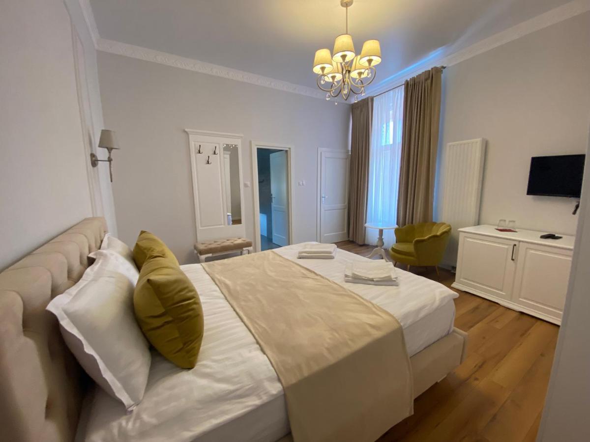 Pensiunea Korona And Restaurant Miercurea Ciuc Eksteriør billede